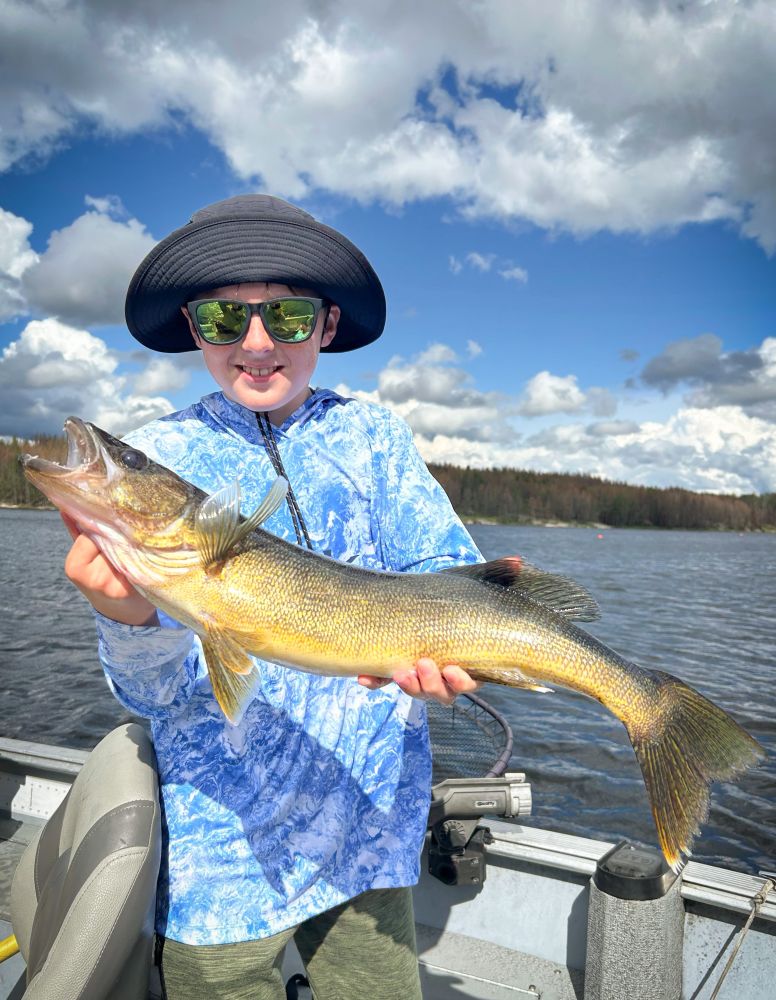 Aikens Lake 2026 07 06 16 39 26 000 gp9cf 2